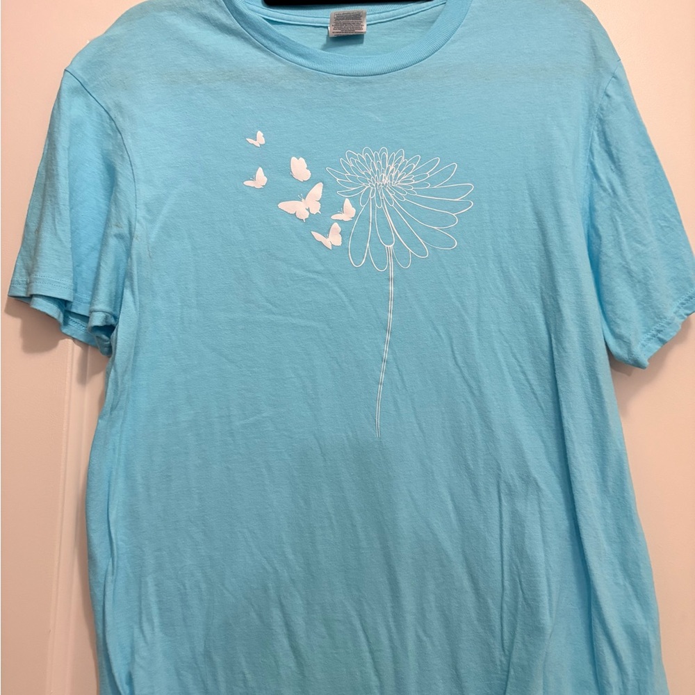Light Blue Short Sleeve Tee with Floral Design - Picture 2 of 5